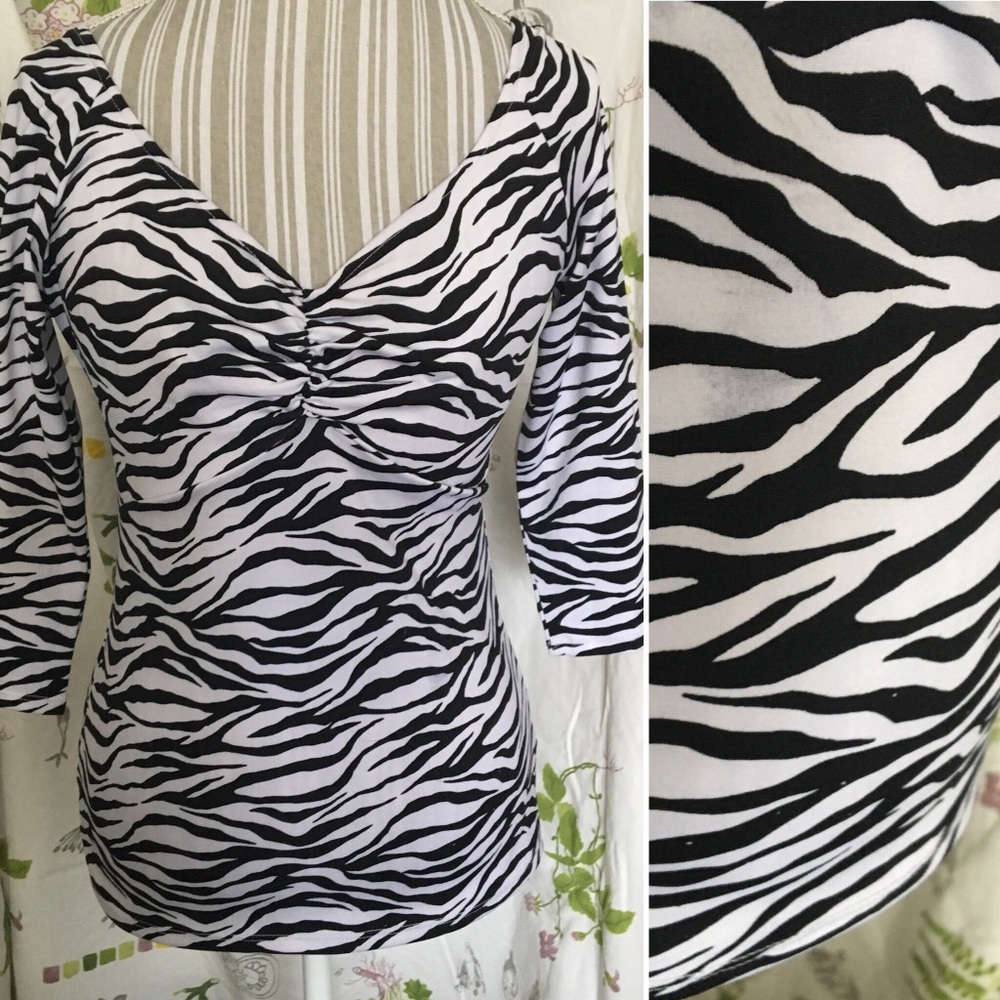 PUG YS Jailbird Zebra Top Sz L